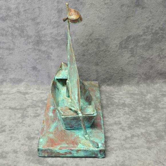 Vintage Copper Brass Tone Metal Sailboat w. Movable Sail Nautical Ship Boat Sea - Picture 3 of 11